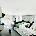 Hotel Vibes Cape Town Plattekloof